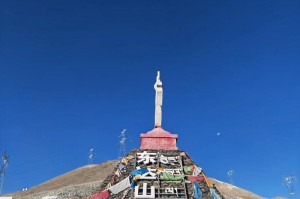 川藏线东达山攻略_海拔及停车拍照建议，川藏线东达山垭口