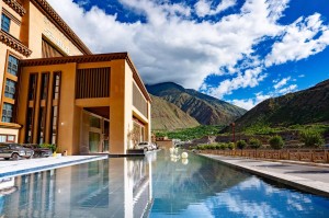 川藏线住宿攻略_沿途酒店民宿性价比推荐，川藏线旅馆？