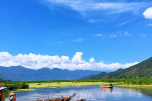 云南情侣游攻略_泸沽湖与大理洱海浪漫打卡点？云南大理泸沽湖图片？