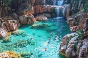 夏季旅游机票住宿清凉避暑住宿，机票住宿费怎么入账？