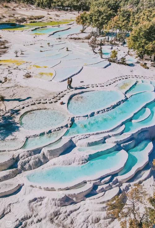 在香格里拉白水台游玩的攻略是什么?