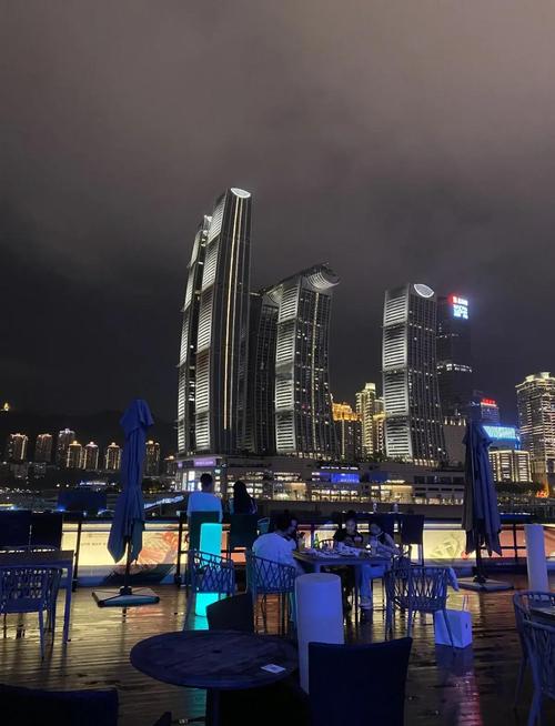 重庆大剧院的夜景攻略有哪些?