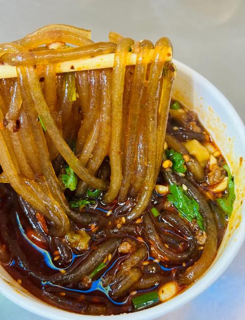 重庆三大酸辣粉对比:好又来占据费用优势,分布最广还是莱得快_百度知...