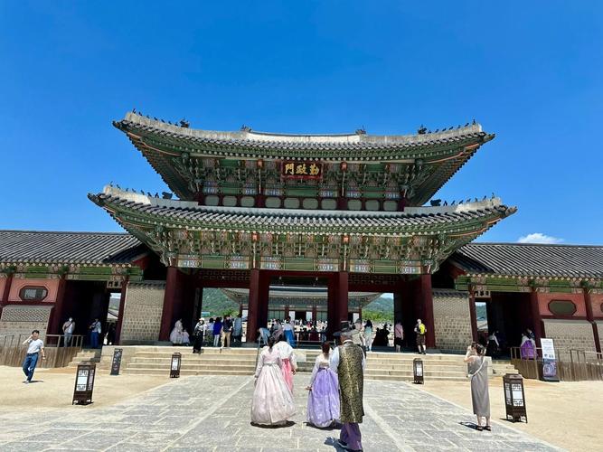 有什么去韩国北村游玩赏景的攻略?