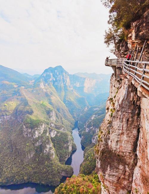 重庆云阳龙岗云廊桥一日游
