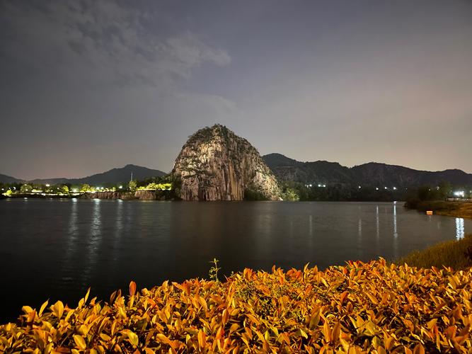 长寿湖晚上可以进去么